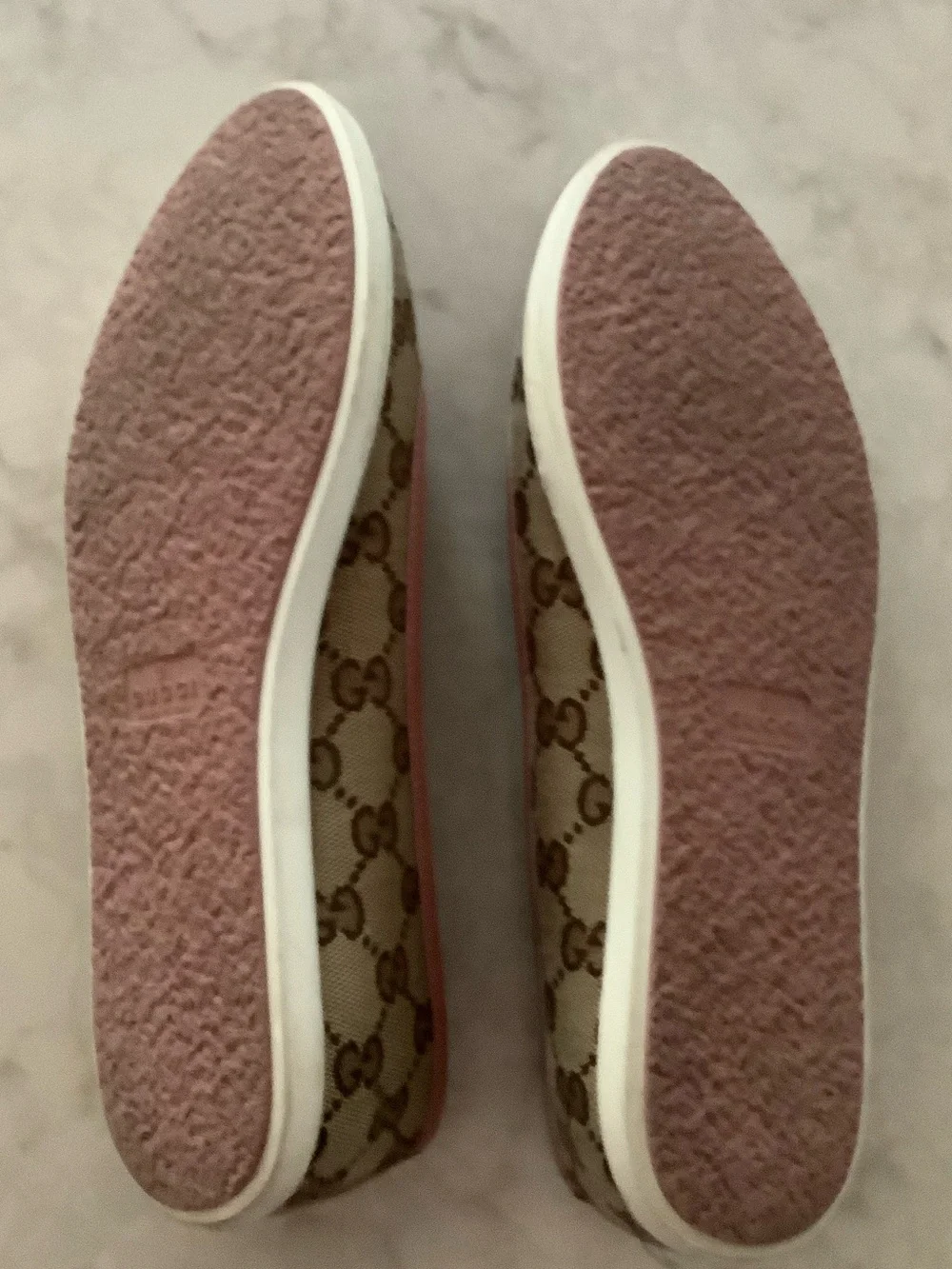 Gucci Beige GG Canvas Ballet Flats with Pink Trim size 37